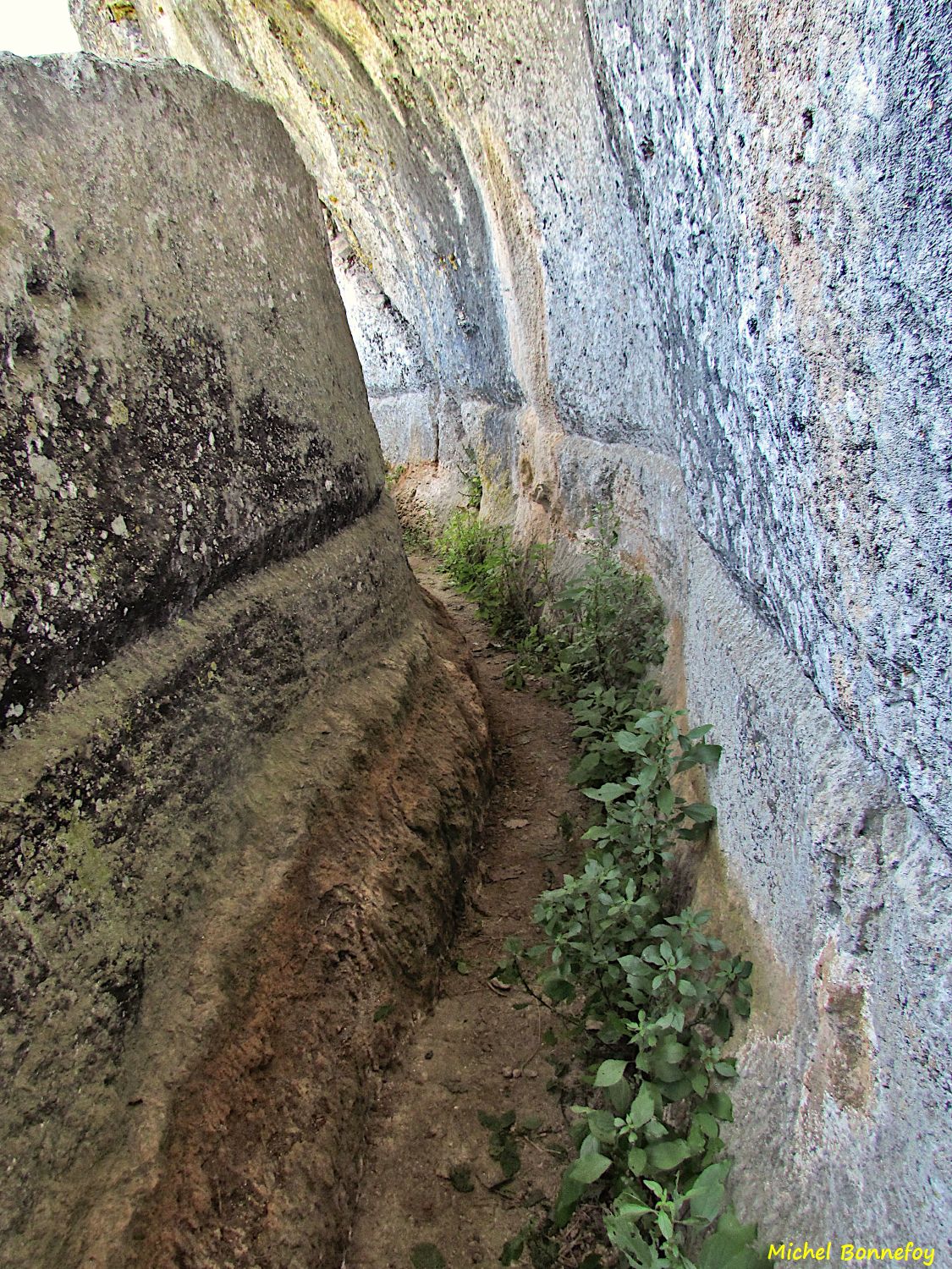L'aqueduc Galloromain Divona de Cahors Académie Pont du Gard